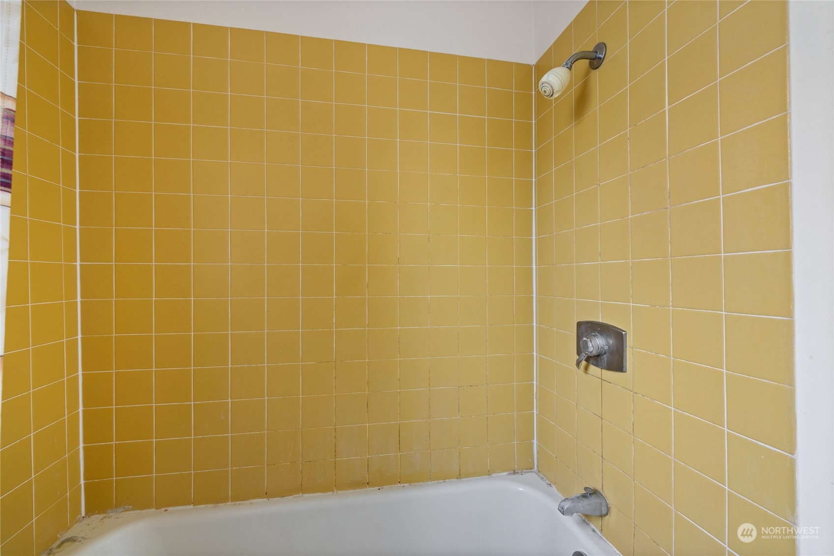 1136 Naval Avenue Bremerton, WA 98312 - Photo 14 of 34