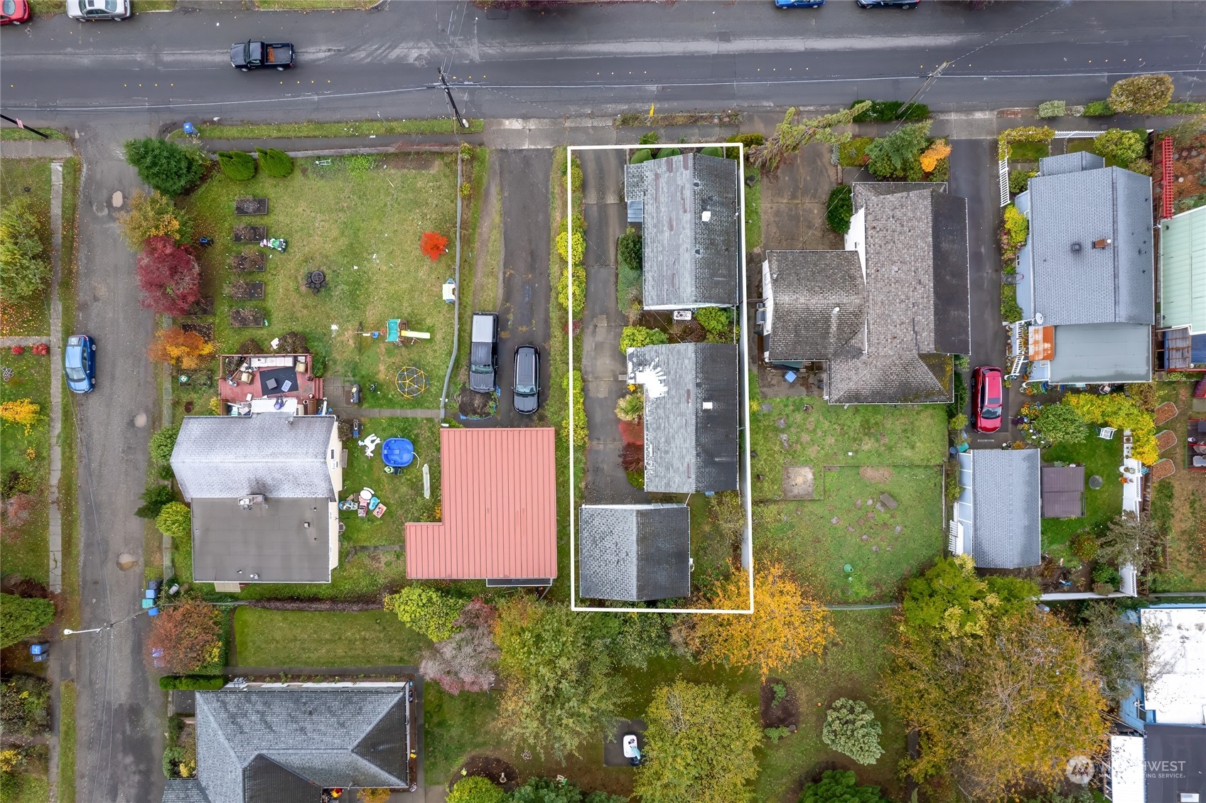 1136 Naval Avenue Bremerton, WA 98312 - Photo 34 of 34 swimming pool view with outdoor seating