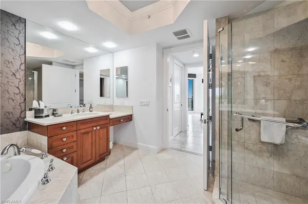 $6,900 | 23850 Via Italia Circle, Unit 404, Estero, FL 34134