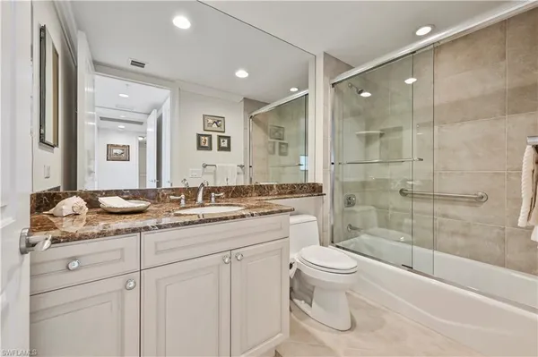 $6,900 | 23850 Via Italia Circle, Unit 404, Estero, FL 34134