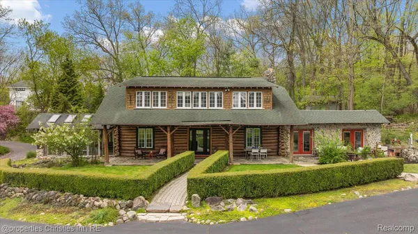 $649,000 | 4880 Algonquin Boulevard, Clarkston, MI 48348