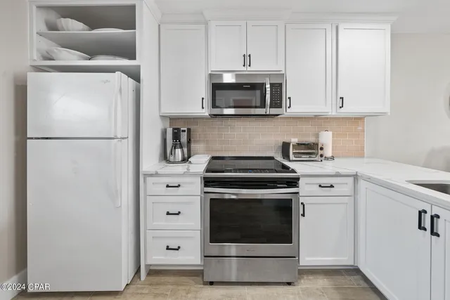 $1,800 | 120 Palm Beach Drive, Unit B, Panama City Beach, FL 32413