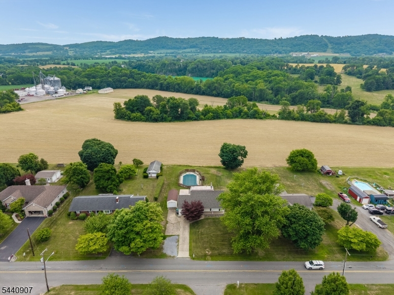 29 Stewartsville Road Stewartsville, NJ 08886 - Photo 32 of 38