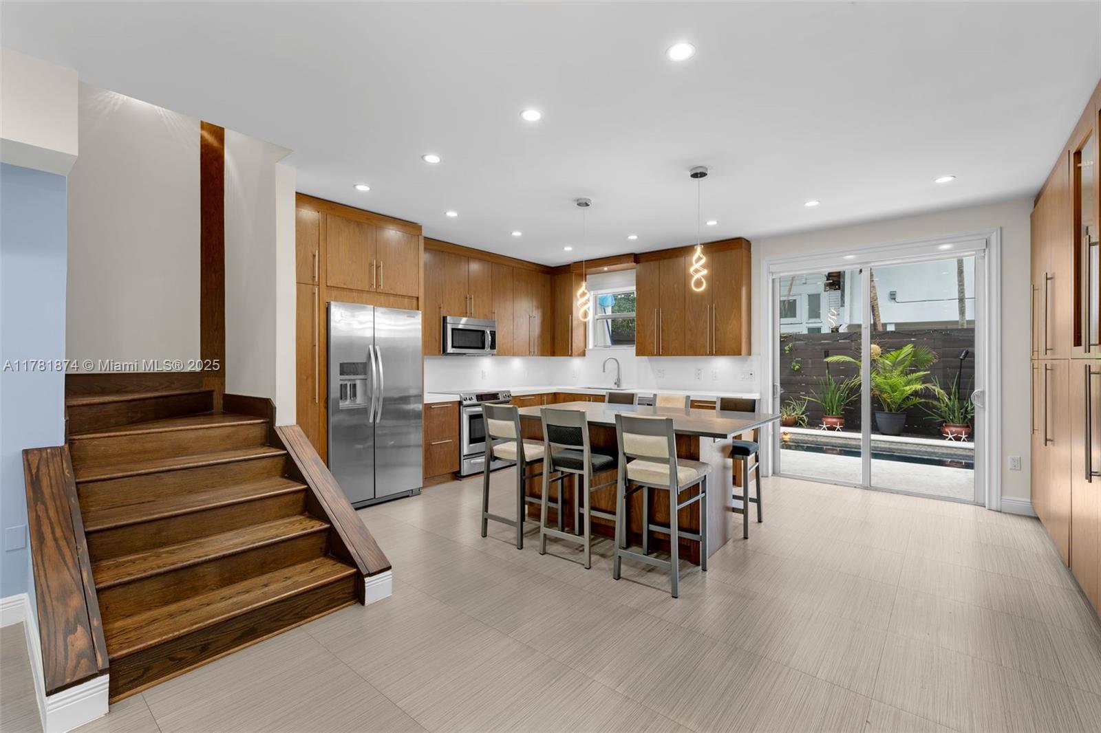 2993 Ruth Street, Unit 2993 Miami, FL 33133 - Photo 5 of 19