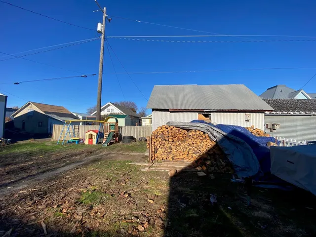 $215,000 | 207 West Main Street, Harrington, WA 99134