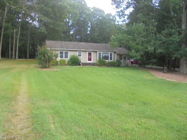 2524 Willard Road High Point, NC 27265 - Photo 2 of 23