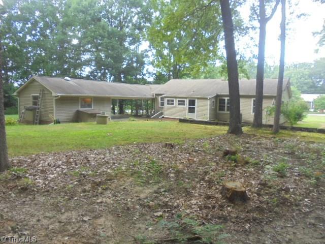 2524 Willard Road High Point, NC 27265 - Photo 3 of 23