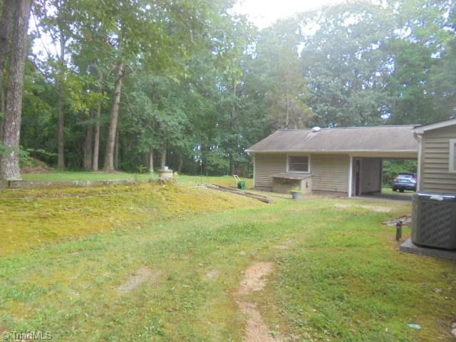2524 Willard Road High Point, NC 27265 - Photo 9 of 23
