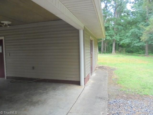 2524 Willard Road High Point, NC 27265 - Photo 10 of 23
