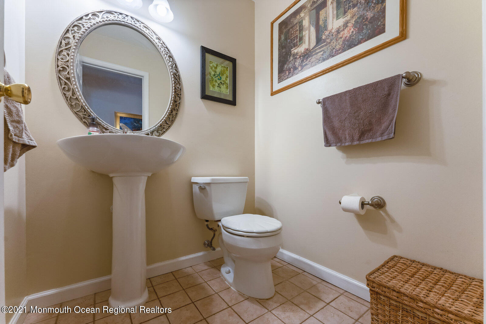 210 North Success Road Cream Ridge, NJ 08514 - Photo 23 of 50 a bathroom with a toilet a sink and a mirror
