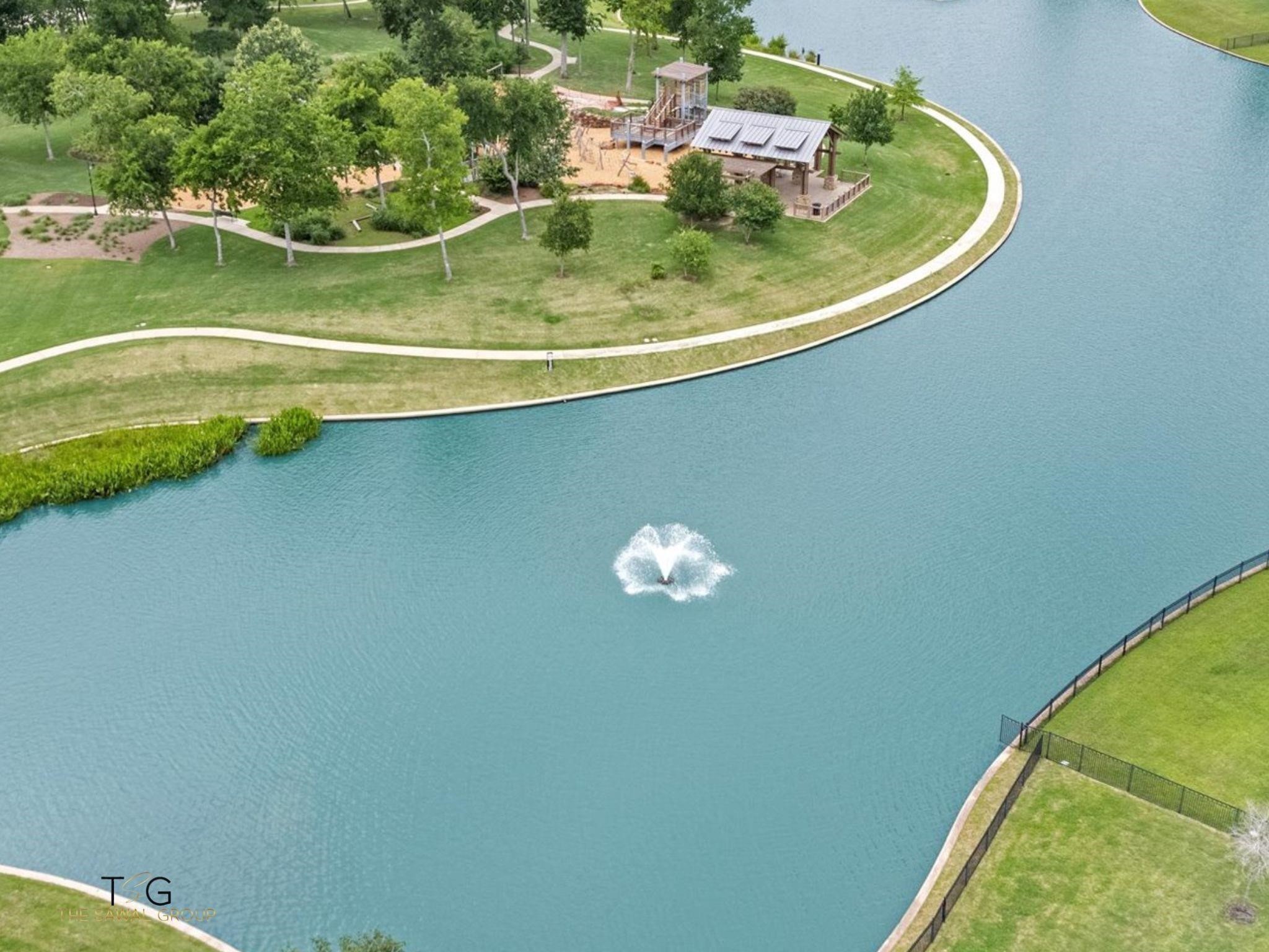 5403 Rouchel Brook Lane Sugar Land, TX 77479 - Photo 35 of 42 The community offers walking trails and bike trails throughout.