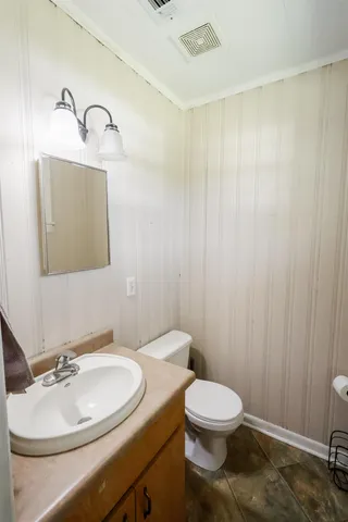 $189,000 | 12708 Northwest Pea Ridge Road, Bristol, FL 32321