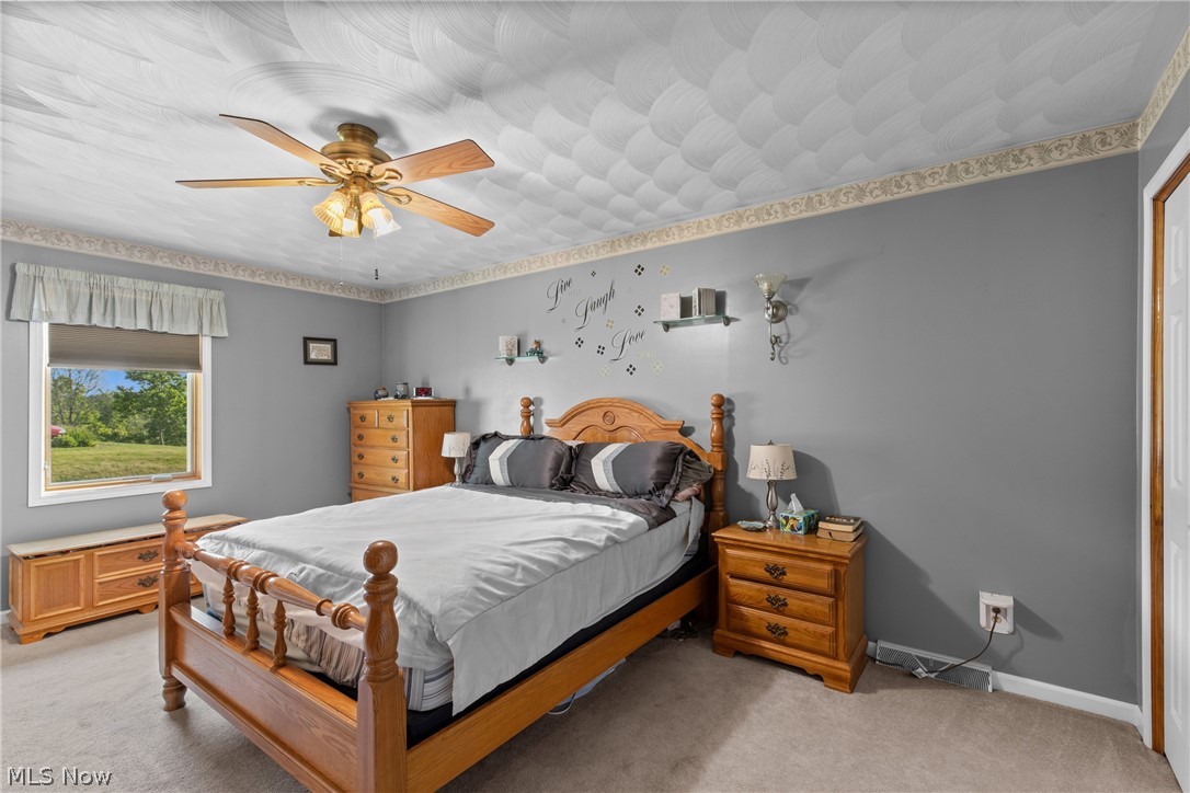 64243 Sand Hill Road Bellaire, OH 43906 - Photo 16 of 40