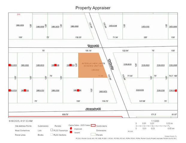 a black and white photo of a