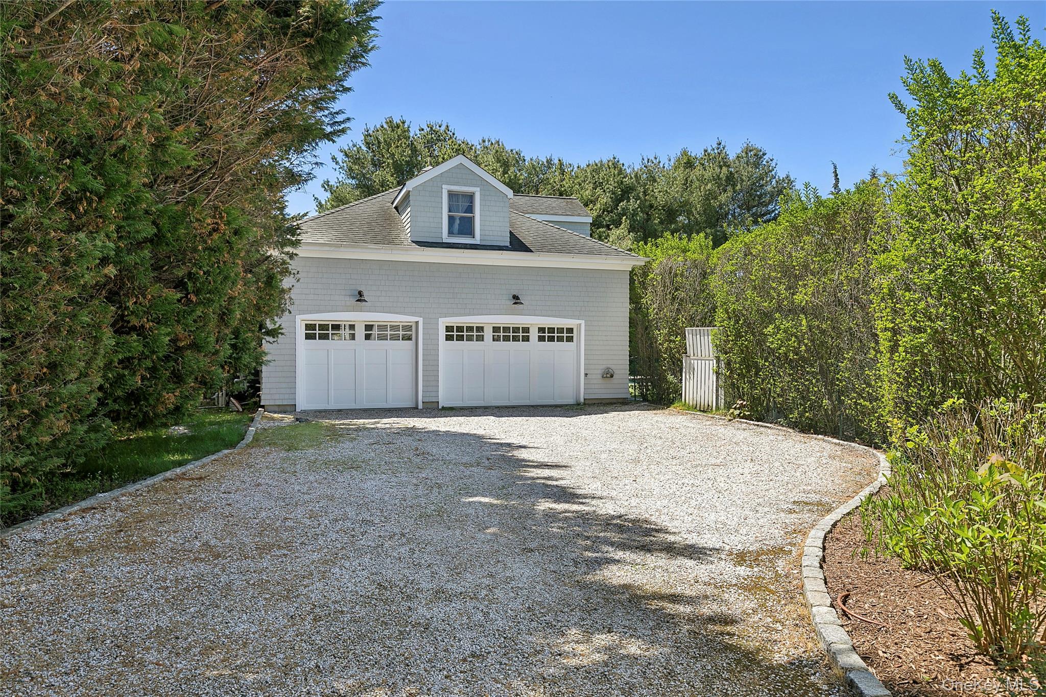 41 Edgewood Avenue Bridgehampton, NY 11932 - Photo 14 of 21