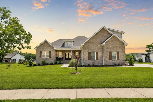$650,000 | 1035 Robert Lee Drive, Gallatin, TN 37066