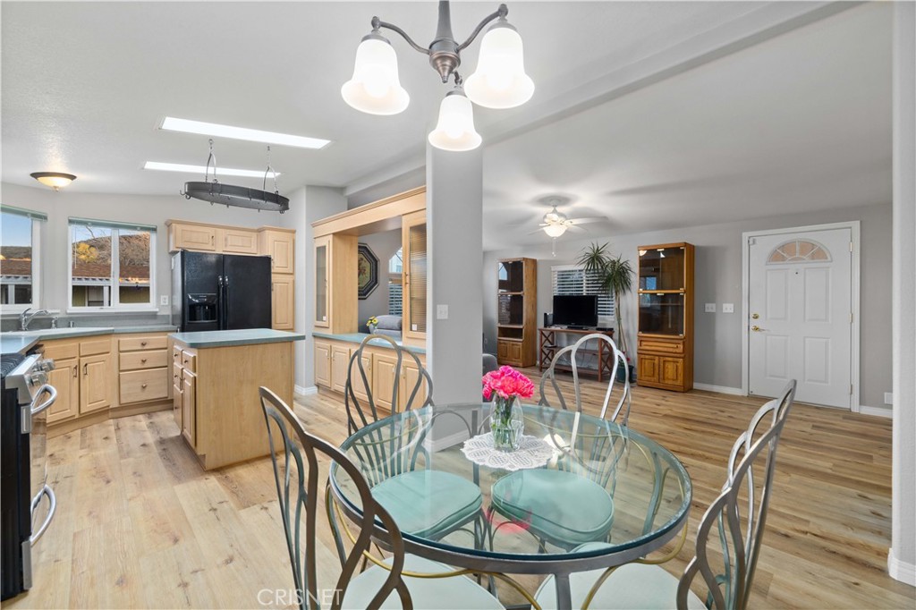 40701 Rancho Vista Boulevard, Unit 88 Palmdale, CA 93551 - Photo 18 of 36