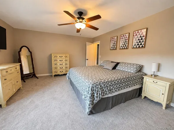 $2,500 | 10 Sycamore Drive, Middletown, NY 10940