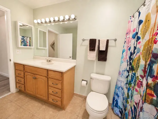 $2,500 | 10 Sycamore Drive, Middletown, NY 10940