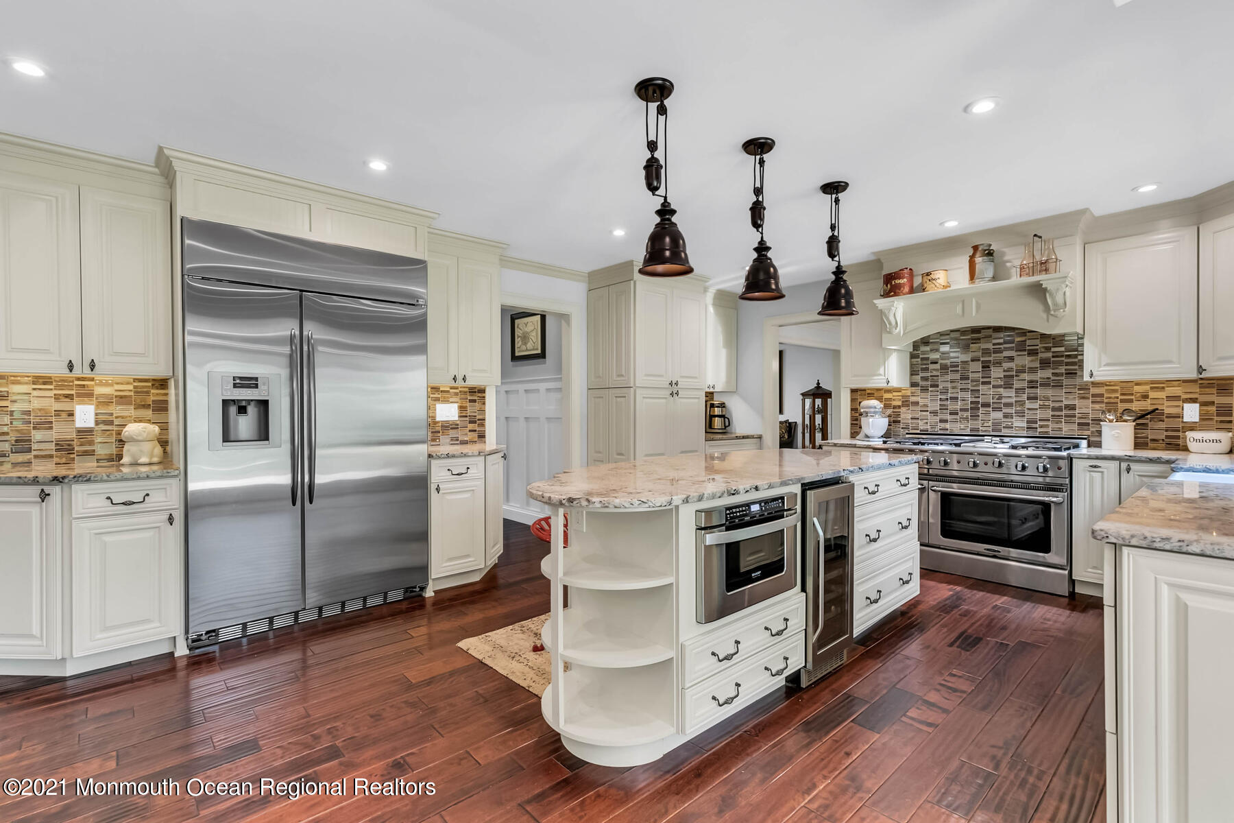 31 Clover Hill Road Colts Neck, NJ 07722 - Photo 12 of 44 31 Clover Hill Rd Colts Neck NJ 07722 US