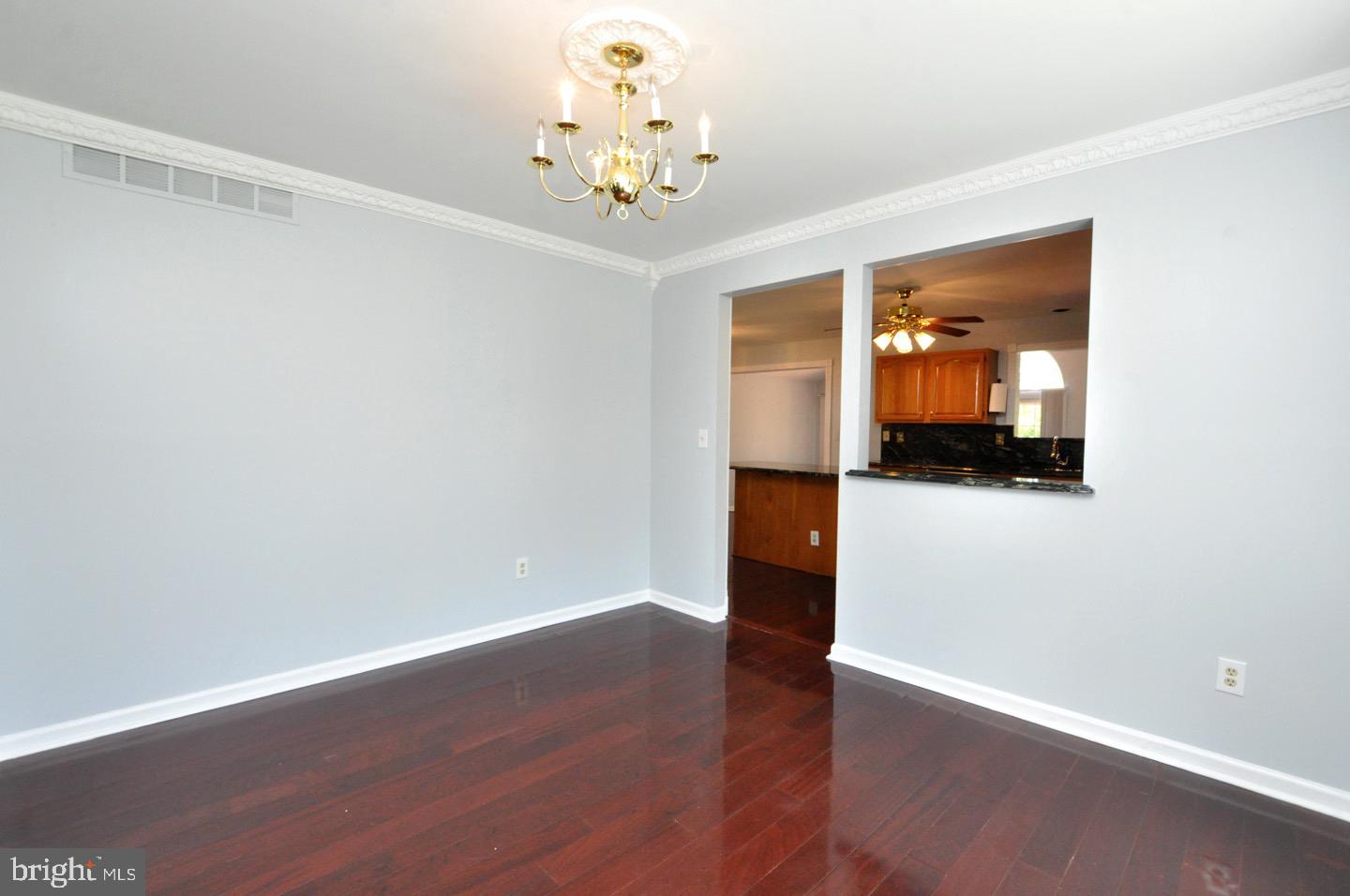 241 Mill Road Burlington, NJ 08016 - Photo 11 of 41