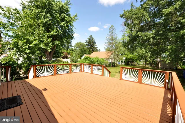 $535,000 | 241 Mill Road, Burlington, NJ 08016