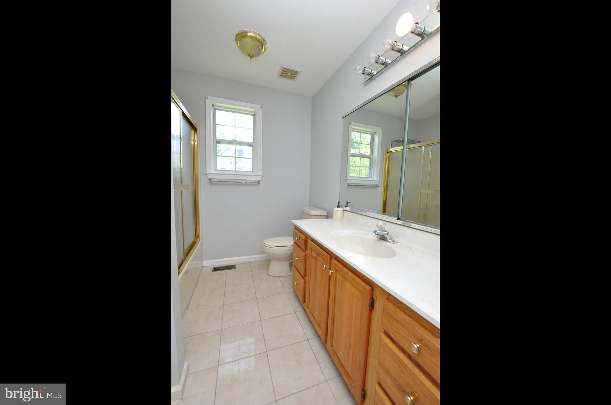 241 Mill Road Burlington, NJ 08016 - Photo 30 of 41