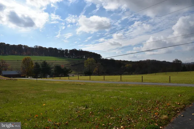 a view of outdoor space with mountain view
