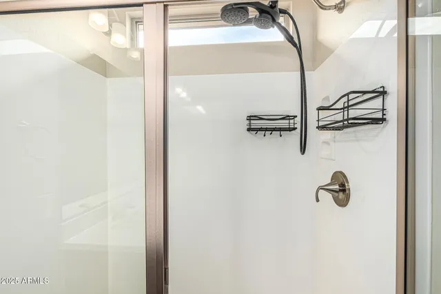 $2,295 | 19874 West Devonshire Avenue, Litchfield Park, AZ 85340