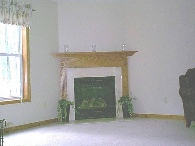 14 Antler Road Bartonsville, PA 18321 - Photo 5 of 9 an empty room with windows