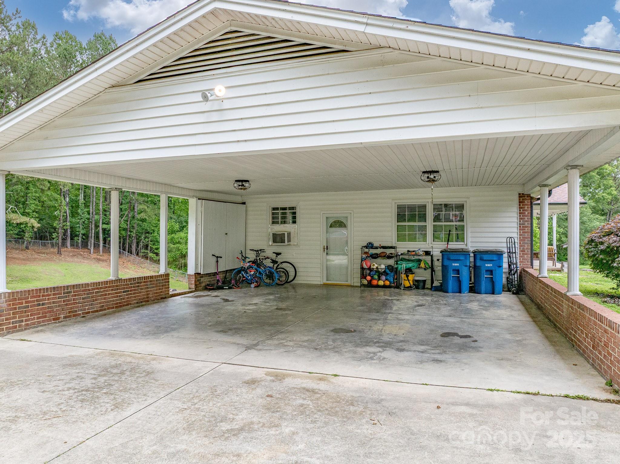 310 Yarbro Road Kings Mountain, NC 28086 - Photo 2 of 31 Gallery Image 2