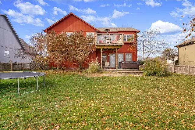 $360,000 | 607 Bradford Court, Raymore, MO 64083