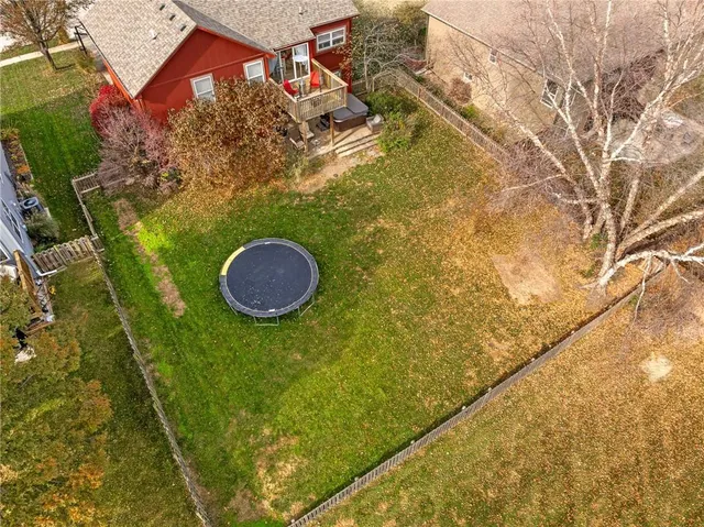 $360,000 | 607 Bradford Court, Raymore, MO 64083