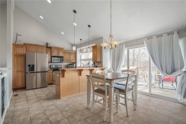 $360,000 | 607 Bradford Court, Raymore, MO 64083