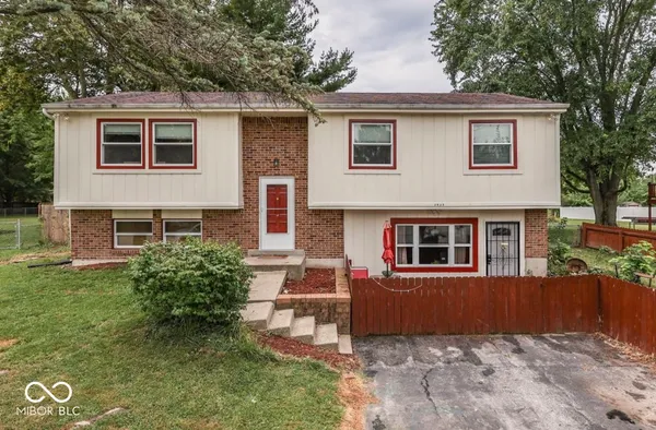 $2,500 | 3935 Mistletoe Drive, Indianapolis, IN 46237