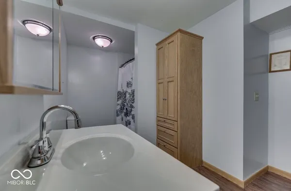 $2,500 | 3935 Mistletoe Drive, Indianapolis, IN 46237