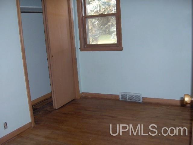 914 West Co Road Florence, WI 54121 - Photo 20 of 29