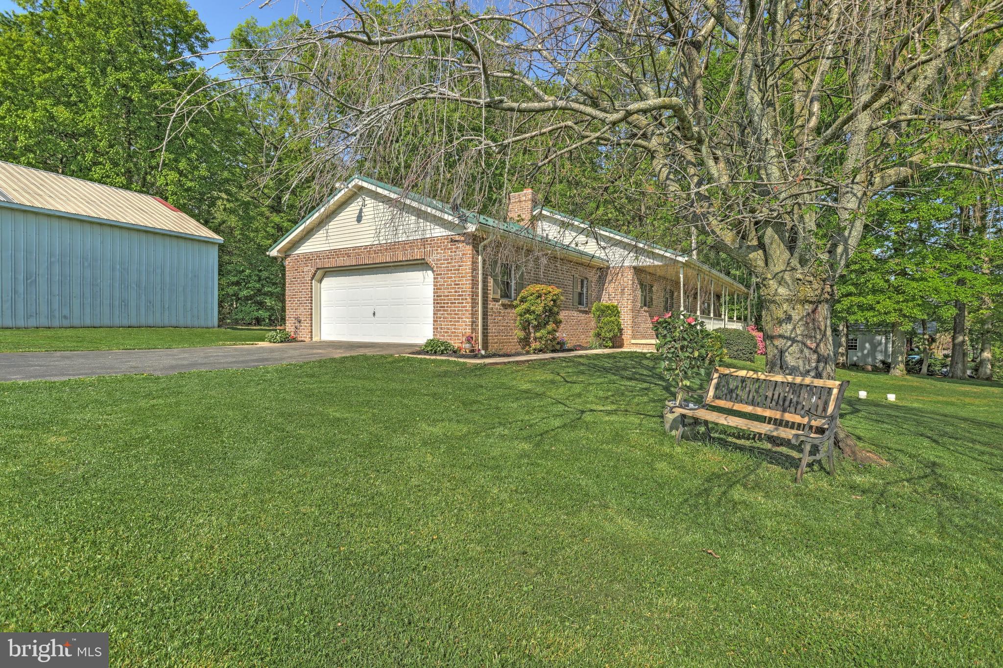 9222 Mead Hill Road Felton, PA 17322 - Photo 4 of 36 Gallery Image 4