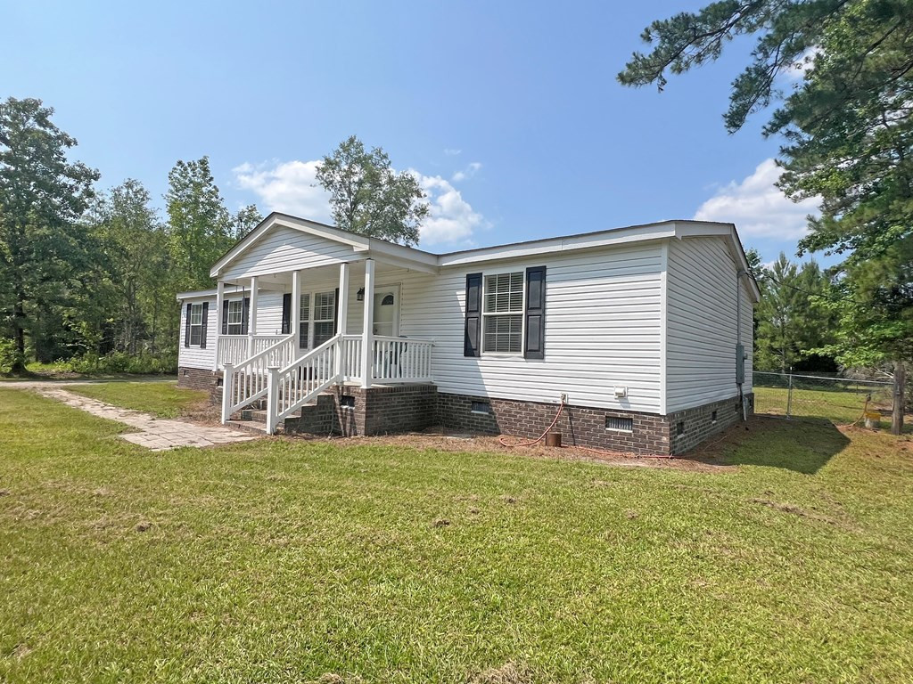 1661 Doughty Road Summerton, SC 29148 - Photo 32 of 35