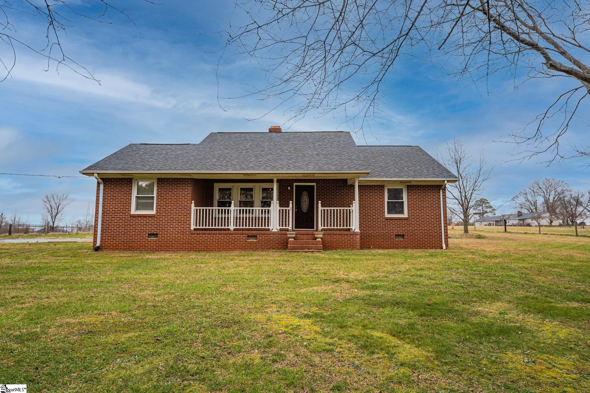 146 Thackston Road Duncan, SC 29334 - Photo 1 of 24