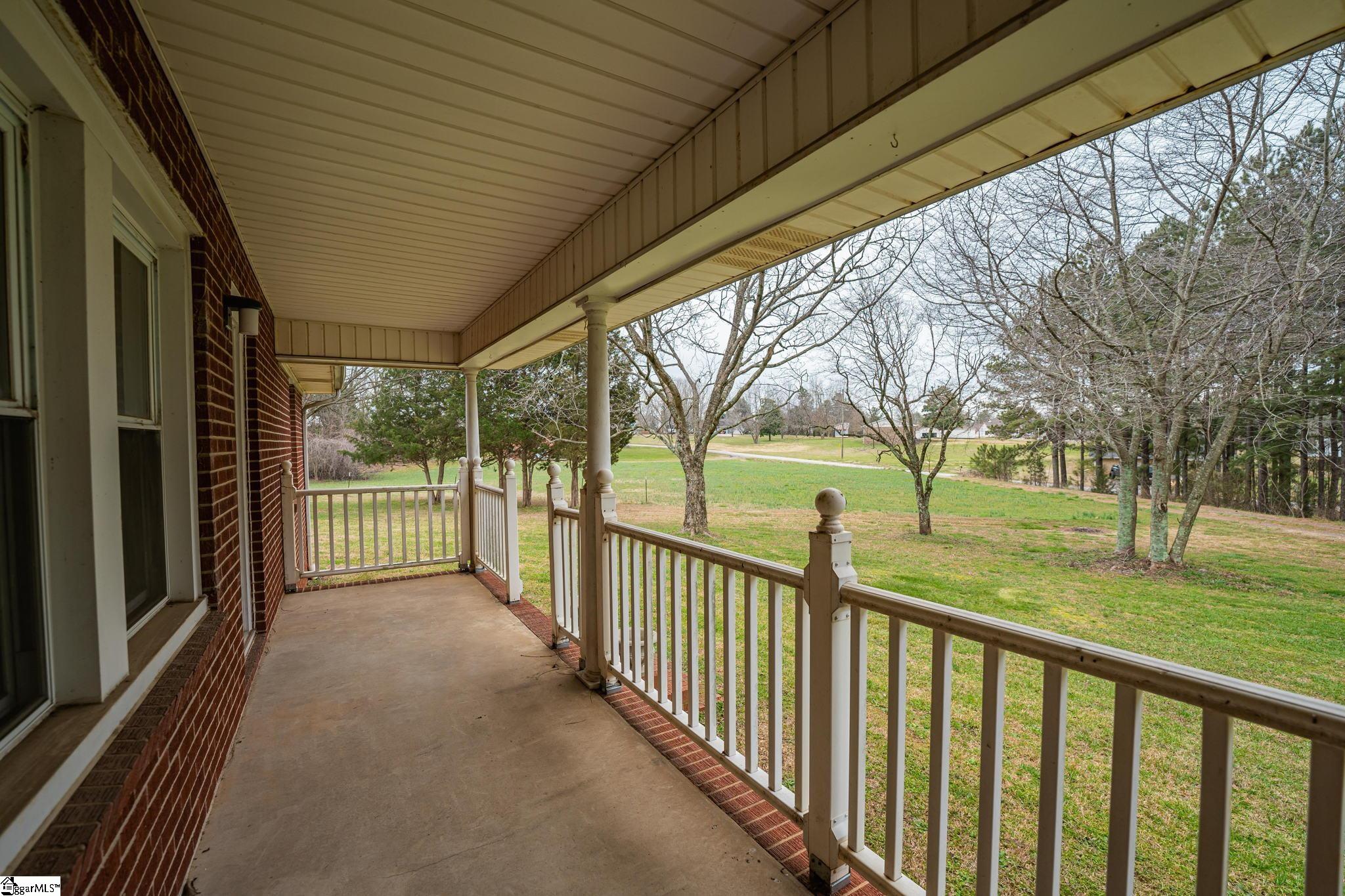 146 Thackston Road Duncan, SC 29334 - Photo 5 of 24
