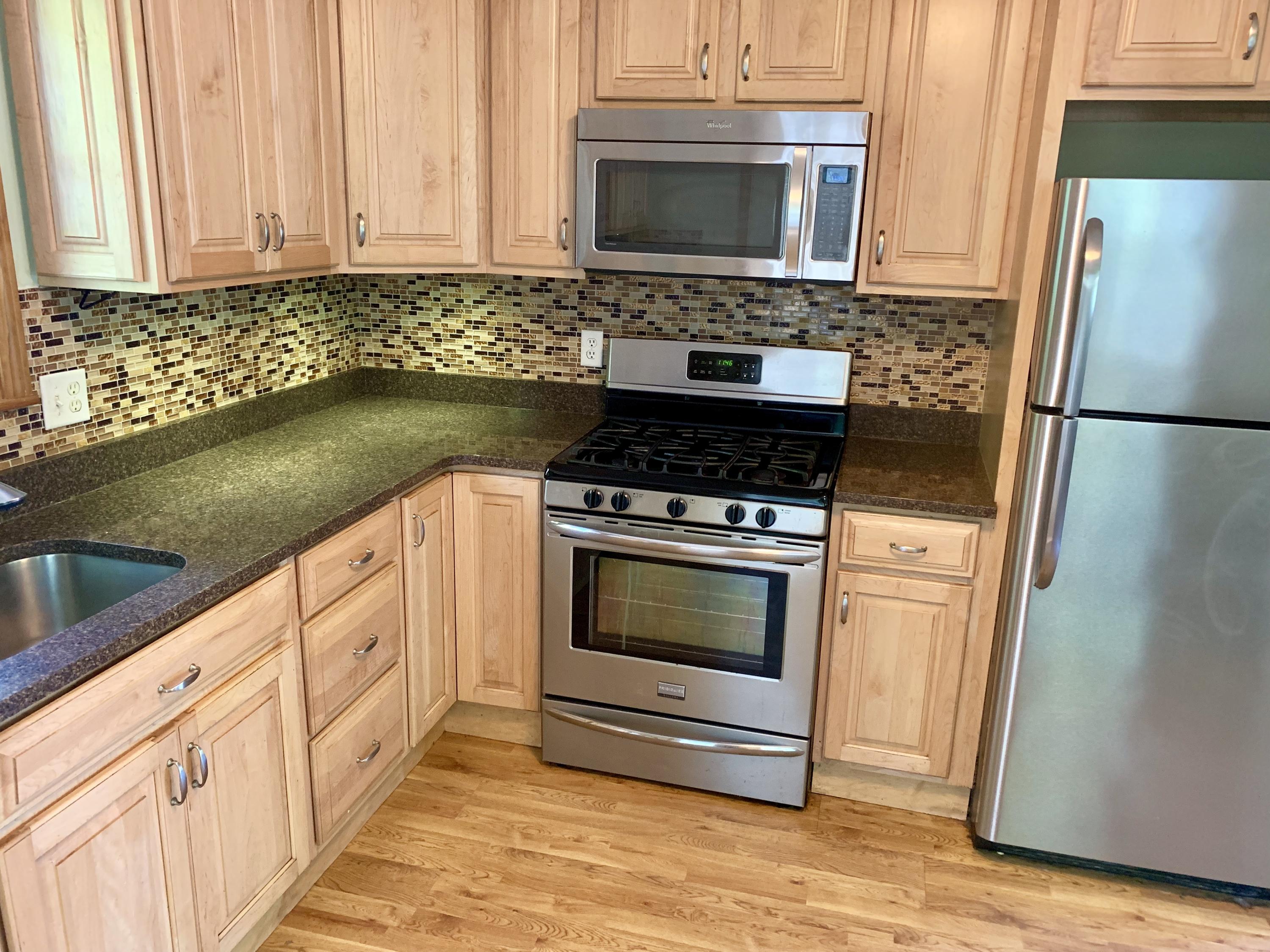 39 Lake Road, Unit WEST West Yarmouth, MA 02673 - Photo 8 of 14 IMG_E8439