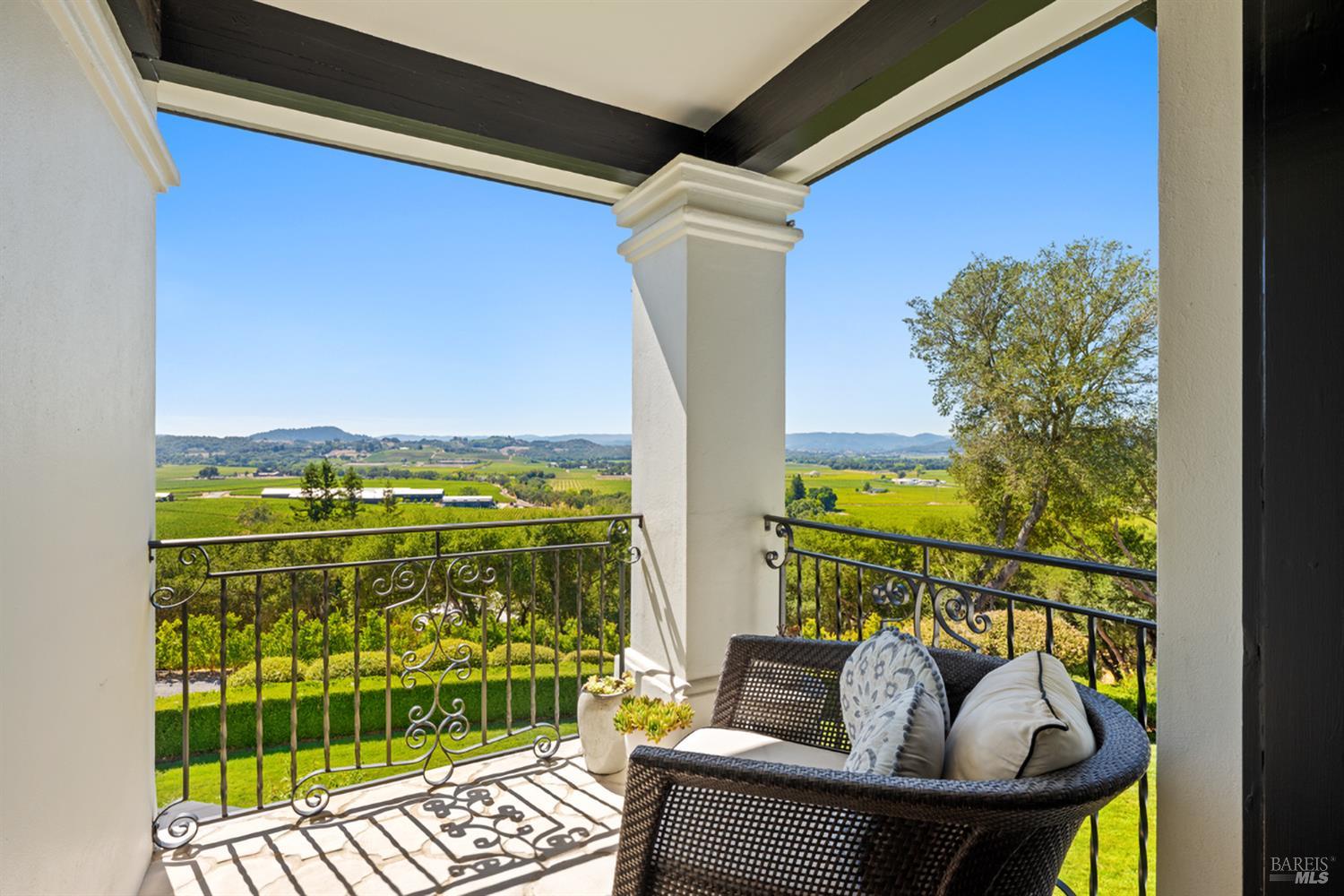 4395 Pine Flat Road Healdsburg, CA 95448 - Photo 35 of 76