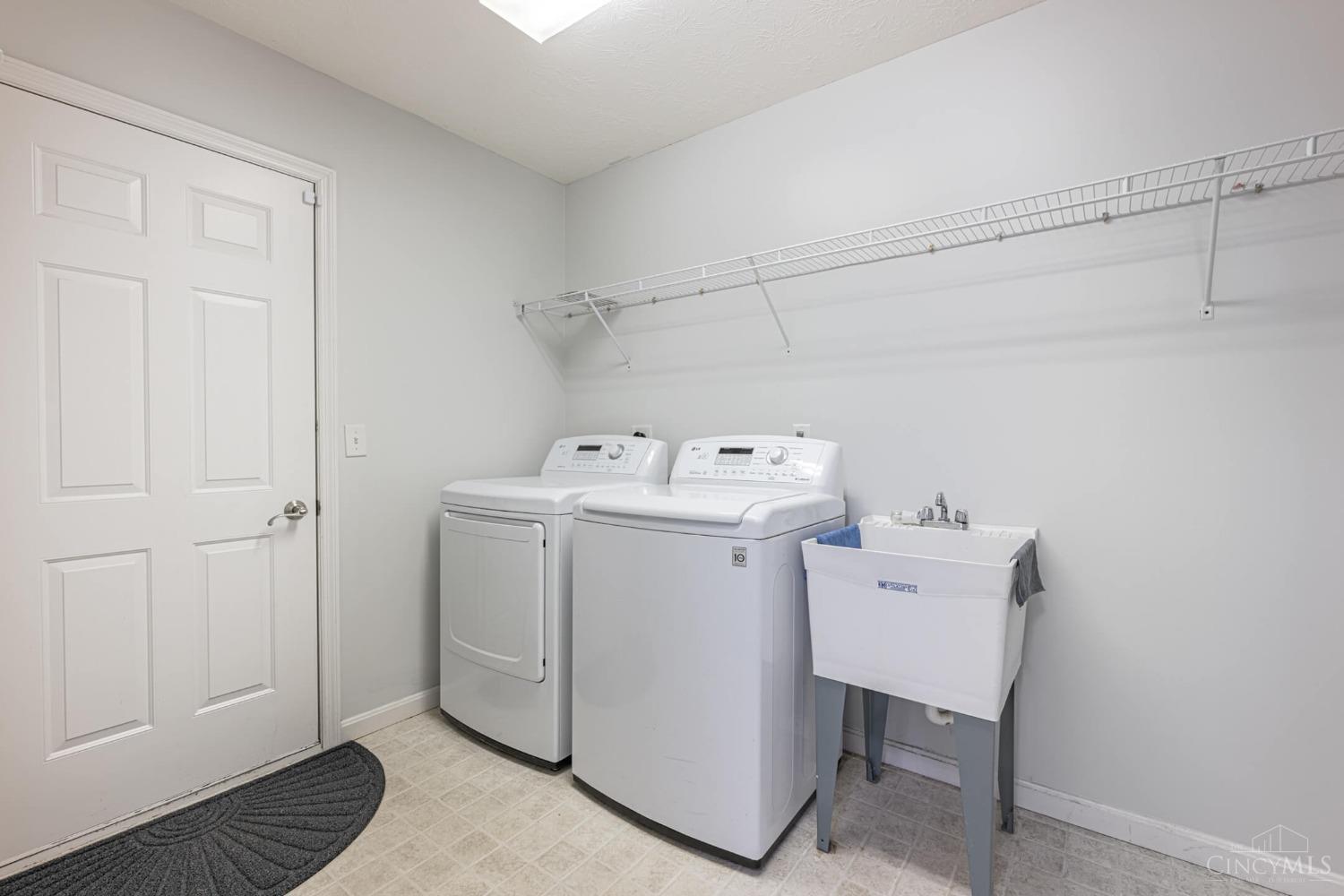 9035 Highland Circle Springboro, OH 45066 - Photo 21 of 47