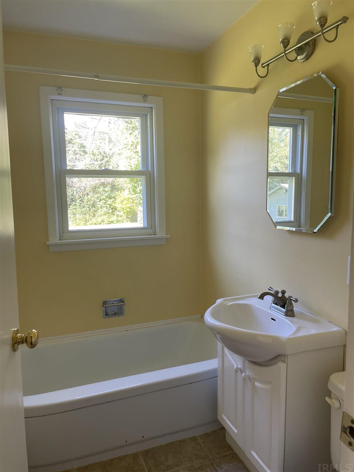 2108 South Smith Road Bloomington, IN 47401 - Photo 12 of 22