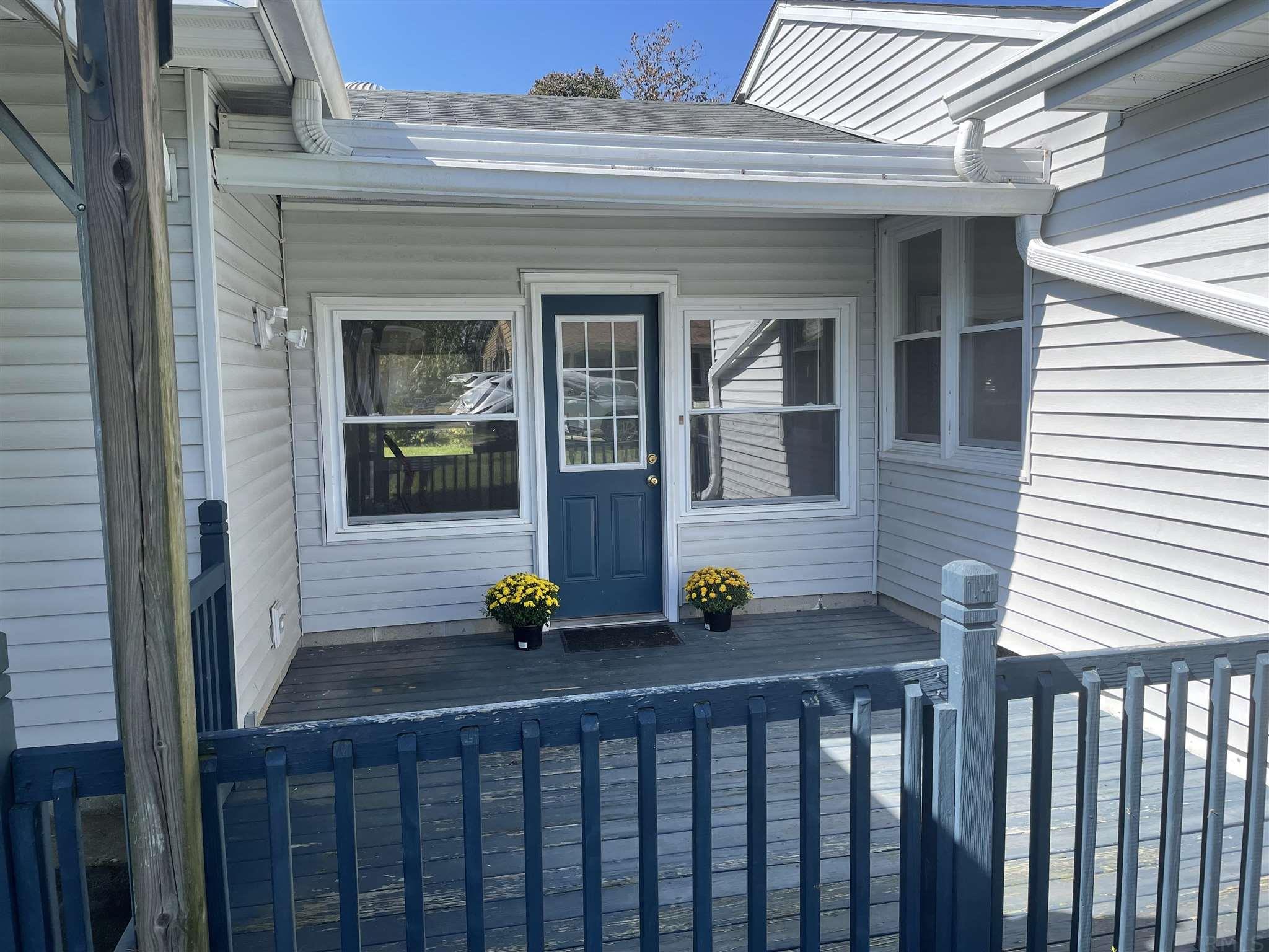 2108 South Smith Road Bloomington, IN 47401 - Photo 3 of 22