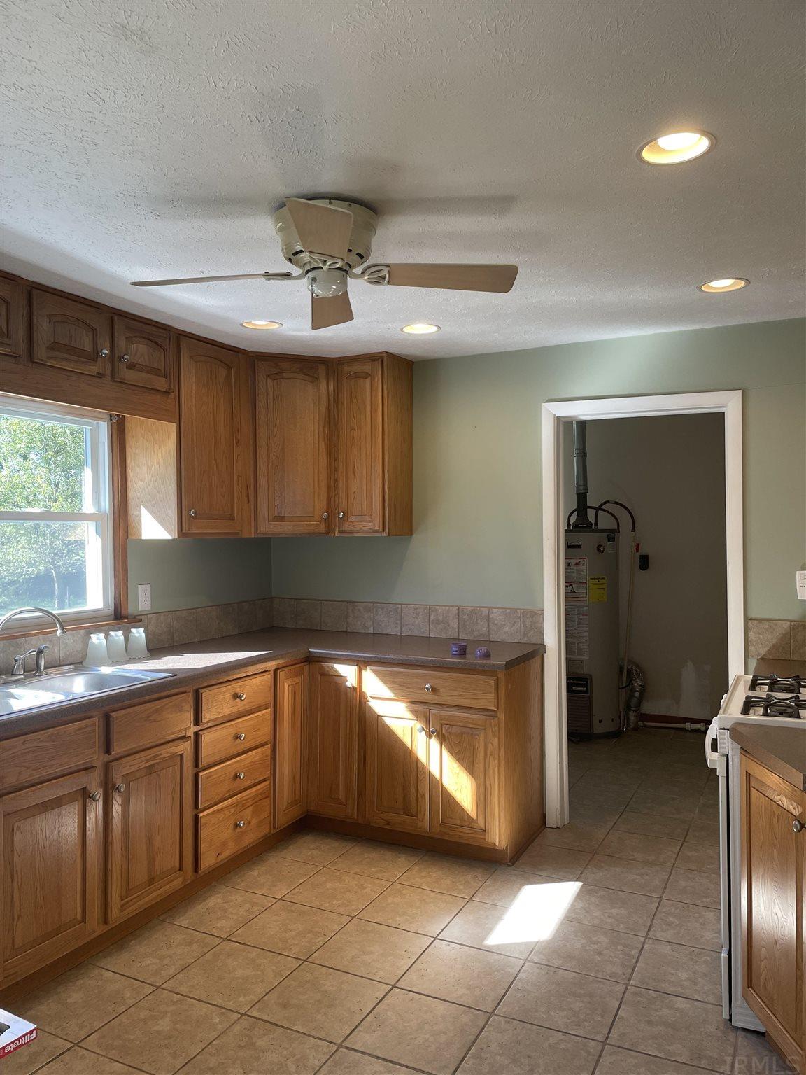 2108 South Smith Road Bloomington, IN 47401 - Photo 5 of 22