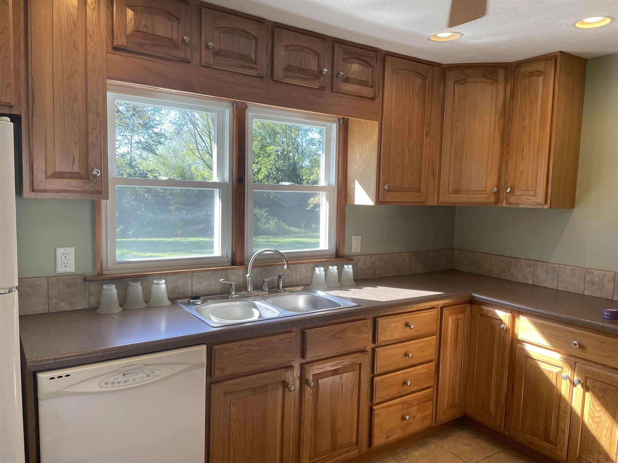 2108 South Smith Road Bloomington, IN 47401 - Photo 7 of 22