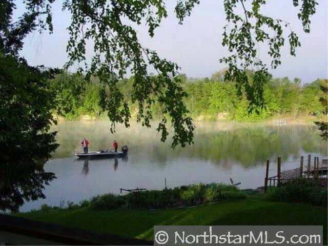 720 Riverside Drive North Hudson, WI 54016 - Photo 2 of 10 Gallery Image 2