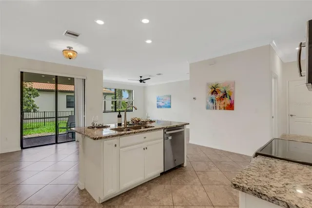 $525,000 | 19353 Cruise Drive, Venice, FL 34292